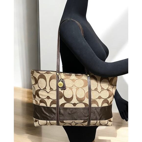 Y2K Coach 11099 Legacy Signature Stripe Large Tote & 40028 Signature Wristlet - Picture 10 of 16